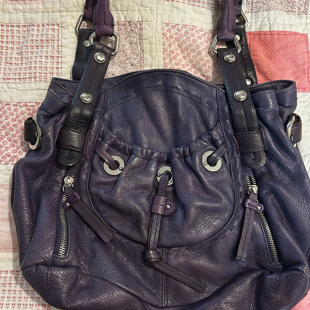 B. Makowsky Purple Leather Women's Bag